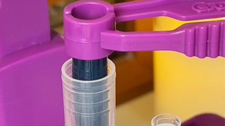 DIY | Try the Watercolor Pen Maker