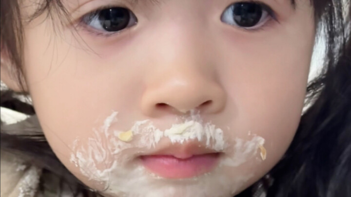 Hôm nay là cô gái ngọt ngào râu sữa!