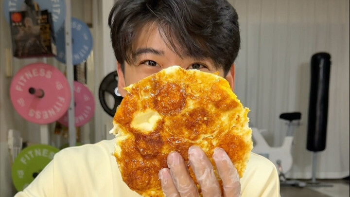 Challenge: Eating Only Round Eggs for a Day