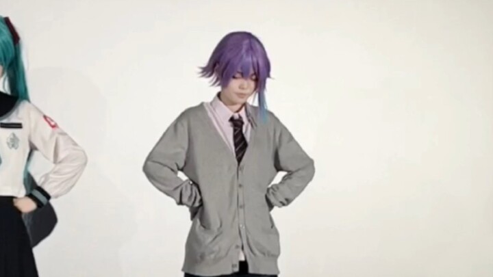 [DaDa] Tarian cosplay ala Shendai yang langsung difilmkan - Tim Investigasi Senyum