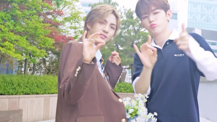 DXMON与ZB1章昊和MCND的BIC一起的KNOCK KNOCK