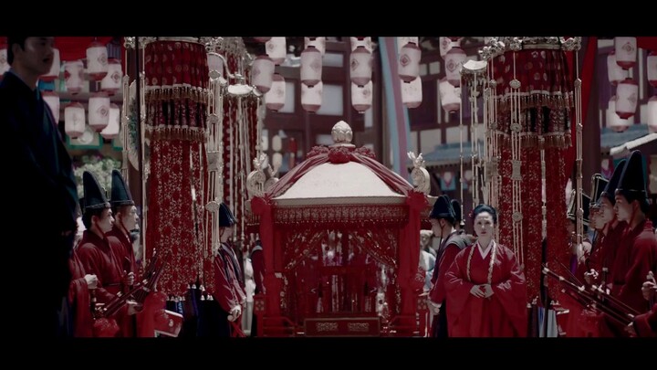 【Wedding Dress Xǐ】Can you guess how she laughed through her tears? As the suona plays, it’s either g
