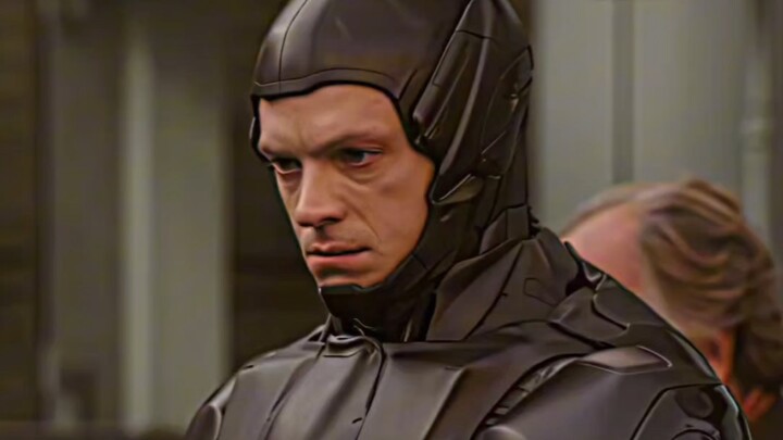 ความกดดันจาก "RoboCop"!