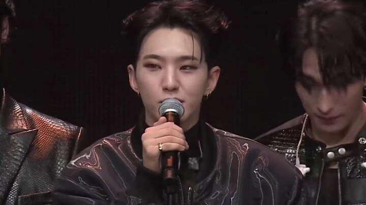 من يفهم هذا الشعور؟ عتبة ضحكي منخفضة جدًا! سيڤنتيين: كيم مين كيو، كوان سون يونغ، لي سوك مين