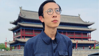 《在孤独中诞生》