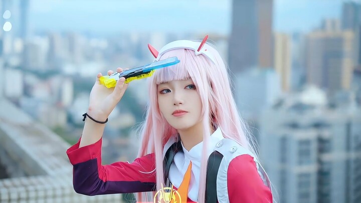 [Kamen Rider] 02: Kamen Rider, come and fight Zero Two. This is my name!