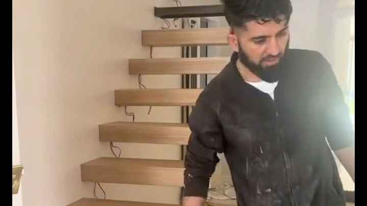 How to Build a Floating Staircase