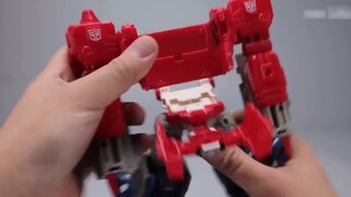 It's quite huge! Japanese version of the classic LG Super God Renlai combined transformation sharing