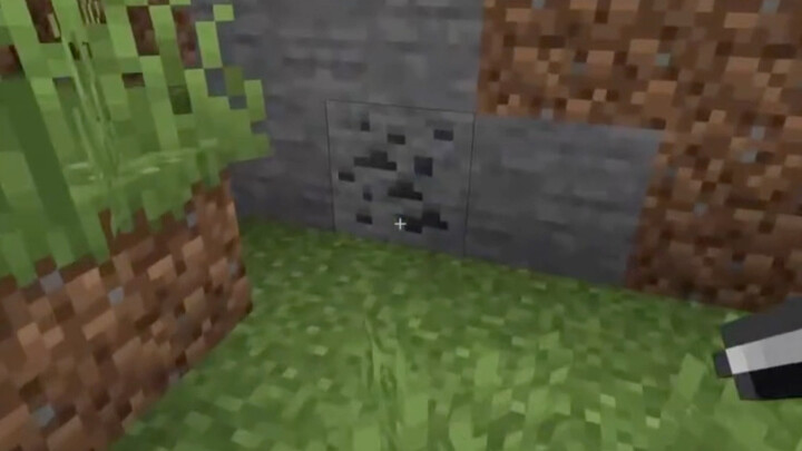 Minecraft: Tôi đã đào được mỏ than nhỏ nhất trong game!