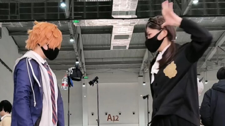 和akt跳了踹波没克儿（神经病版