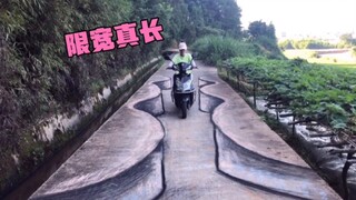 在马路上画一条路，路人会有啥反应呢？