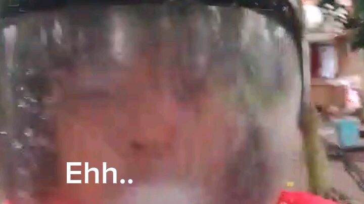 Tubig daw hahaha #followersreelsfyp #highlights #ReelLife #viewers #justforfun #comedy
