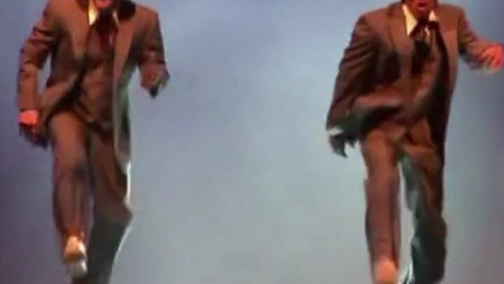 Khả năng kiểm soát cơ thể thật đáng sợ, khiến tôi há hốc mồm kinh ngạc.