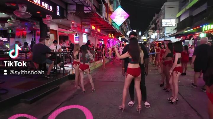 Songs:Kemut-Kemut....(Thai Version)Composer:$yiths Adam