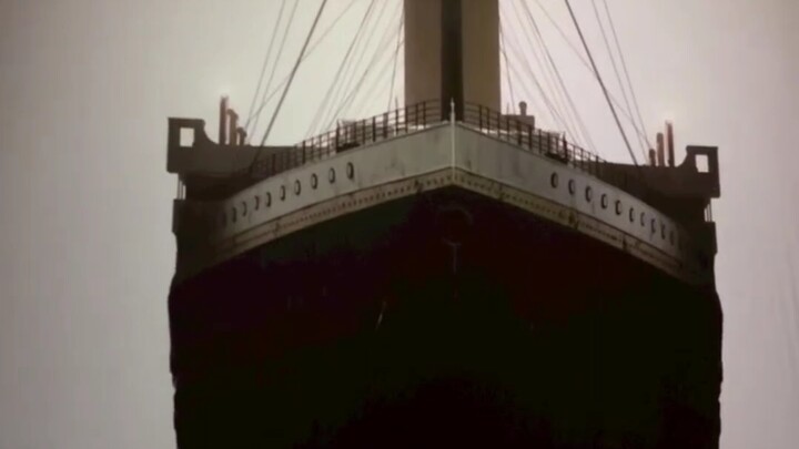 Looks like it’s about to crash into me!