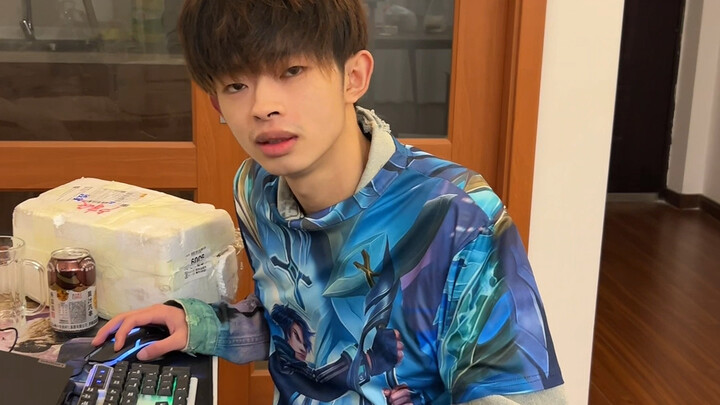 Kai in the Chinese server has fled.