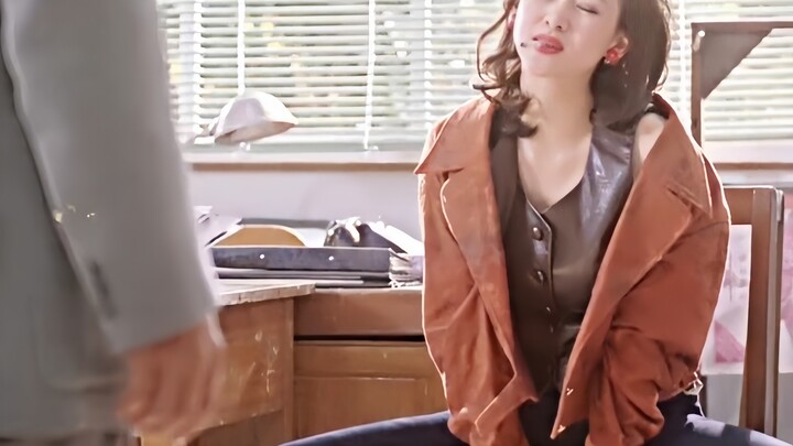 Đây mới gọi là phim Hồng Kông kinh điển, quy tụ hàng loạt ngôi sao đình đám!