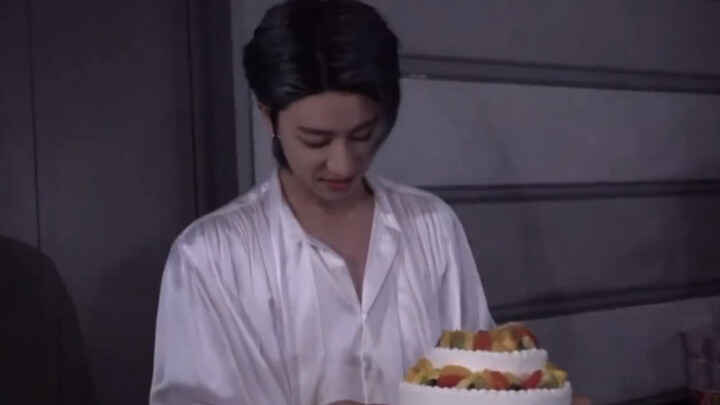 You guys really know how to be romantic 555. Since we can’t light candles, we’re using flashlights a