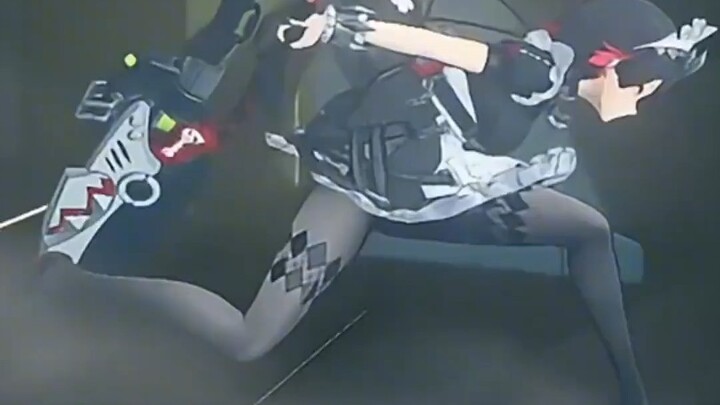 الفرق بين هجمات الدرج في ثلاث ألعاب من miHoYo