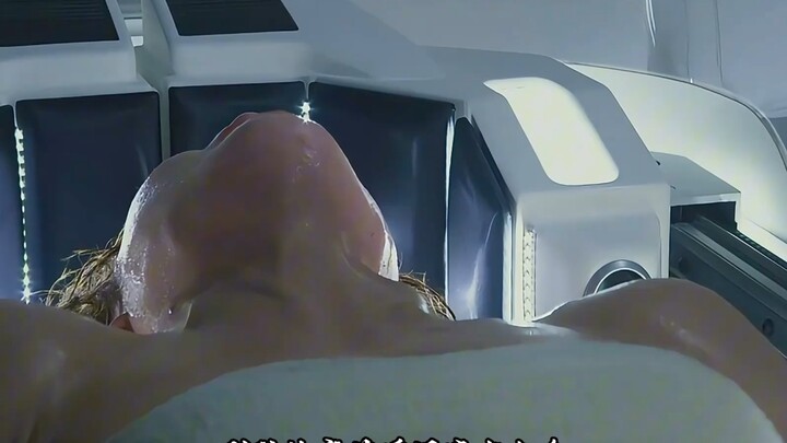 Beauty Unexpectedly Pregnant with an Alien! Movie: Prometheus