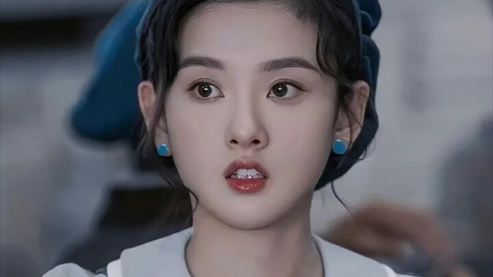 Song Zuer, who clearly has the face of someone with no sense of pitch but sings amazingly!