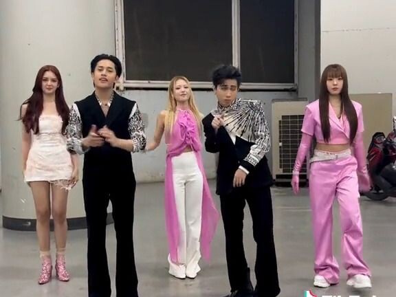 【SB19】تحدي "Gento" مع الفرقة النسائية Lapillus