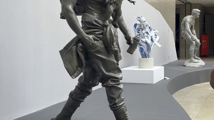 全国美展进京作品《帅爸爸》