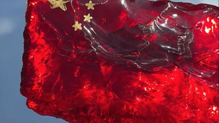 إذا كان لا بد من لمسة حمراء واحدة، فلابد أن تكون الأحمر الصيني!