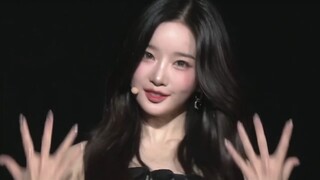 tripleS新曲Are You Alive首舞台