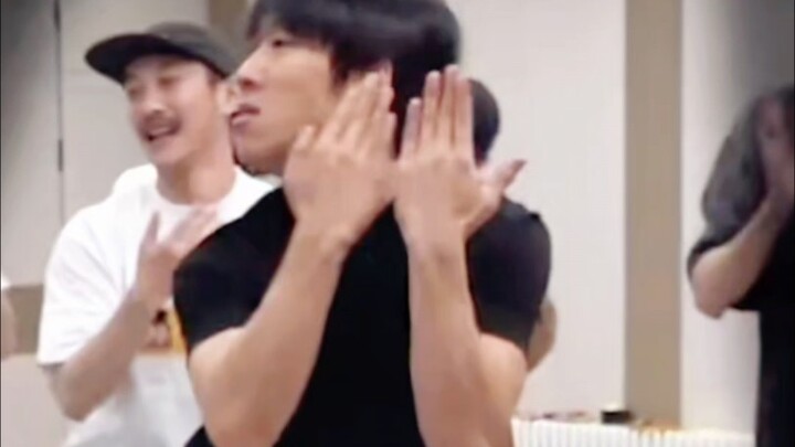 【Menggemaskan || Tian Fang yang Keren】Rekaman langsung tarian Tian Fang, dinamis, ceria, seksi, dan 