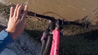 自行车：诗人握持