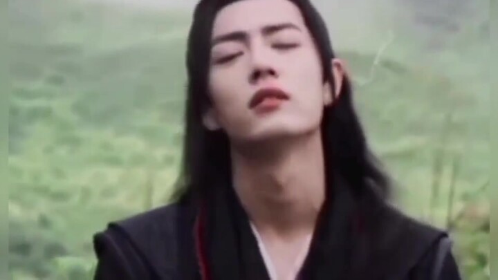 Chu Hiểu Chiến và Vương Nhất Bác hóa ra lại bàn tán về đôi môi của nhau ngay trên phim trường, còn p