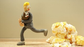 Funny popcorn incident in Ginger cat and Dad's house