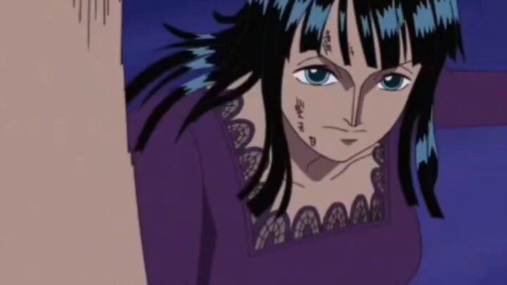 wanita dari one piece