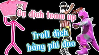 Dùng phi đao gạ team up troll địch trong FreeFire | Chú Xám