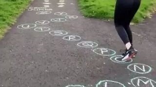 Versi升级 dari "LompatTali"