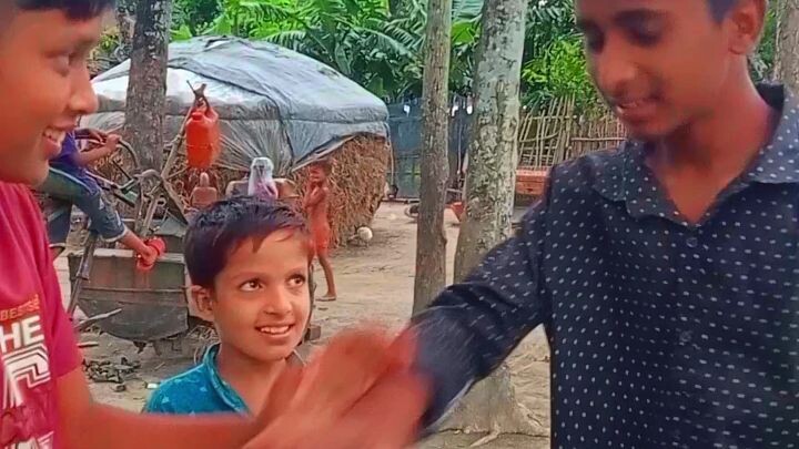ফানি ভিডিও ভাইরাল ভিডিও দেখুন আর কোন আনন্দ অনুভব করুন