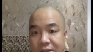 الأخ داو يقيم مأدبة في شنيانغ للاحتفال مع لي لي (ألون) التي تمشي على الأقدام