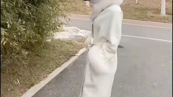 Keluar jalan-jalan