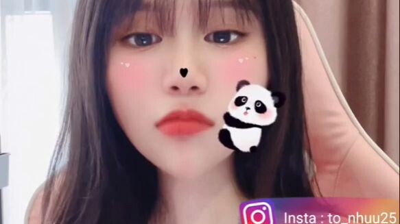 CEWE CANTIK IMUT NGELIVE