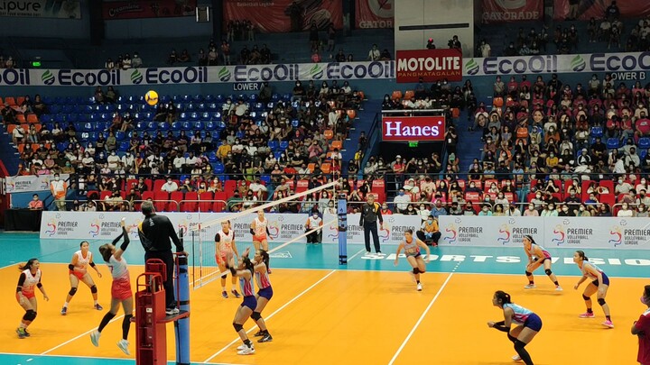 ChocoMucho vs Creamline