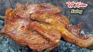 Vịt Xiêm 3,3kg Nướng Chao Ngoài Vườn | Chuyện Phương Kể • Tập 152