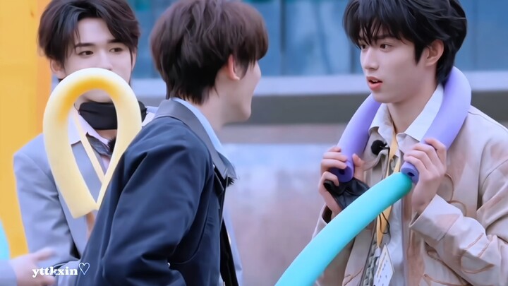 【Times Youth League】Six Big Brothers: “Our little brother’s still young—let’s have some fun with him