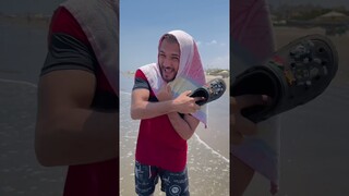 الأمهات ف البحر😂😂❤️