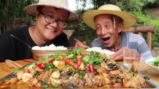 Countryside Recipe & Mukbang | Fried Bullfrog with Garlic