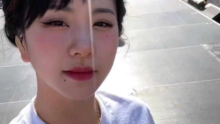 Putri Stroberi! 220602 IG resmi TWICE memperbarui konten terkait Chaeyoung.