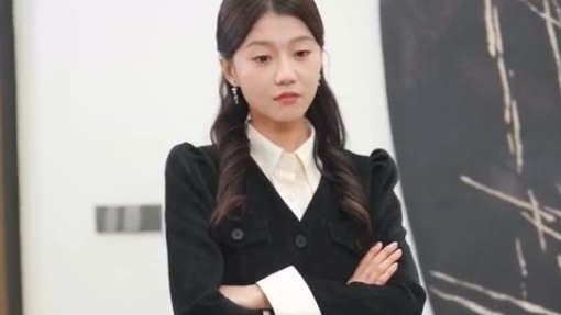 Gadis desa menyembuhkan bocah yang sakit-sakitan,dia jadi CEO,menikahinya&memanja