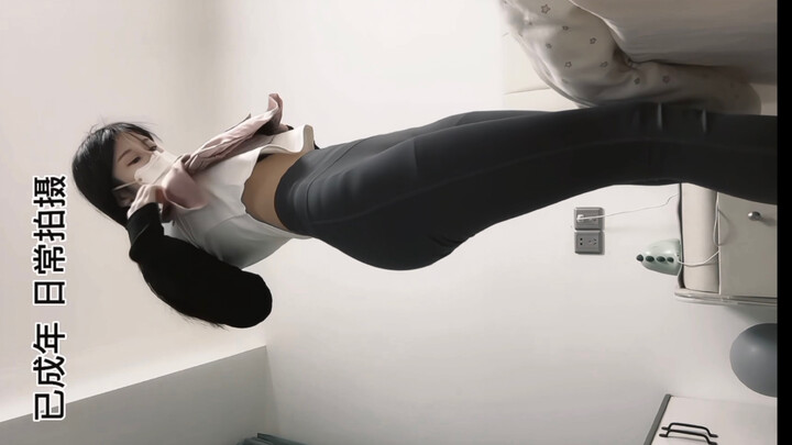 الروتين اليومي لمضيفة الطيران عندما لا تُسيّر رحلات!