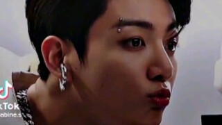 TAEKOOK HOT TWO