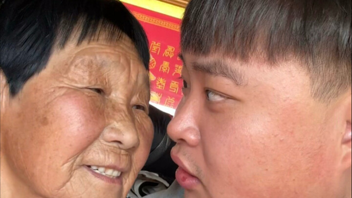 别看文案 看我奶